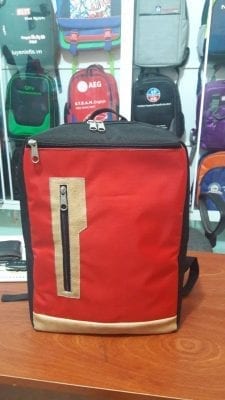 Mặt trước balo laptop chống nước