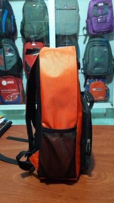 Mặt bên balo laptop giá rẻ đẹp