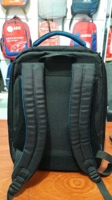 Mặt sau balo laptop giá rẻ tại tp.hcm