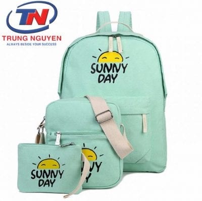 May balo vải chất lượng tại Công ty sản xuất túi xách Trung Nguyên